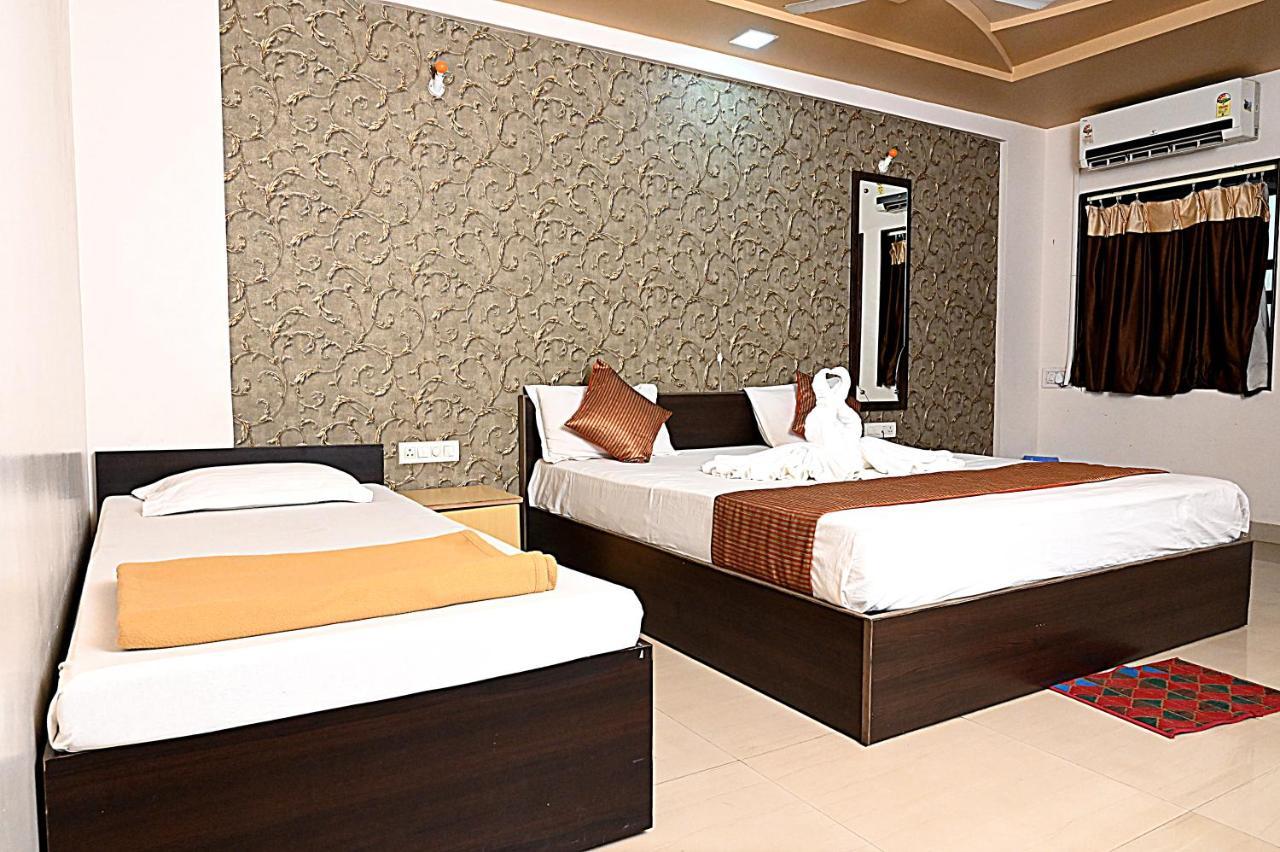 Hotel Sukh Sagar Somnāth Exteriör bild